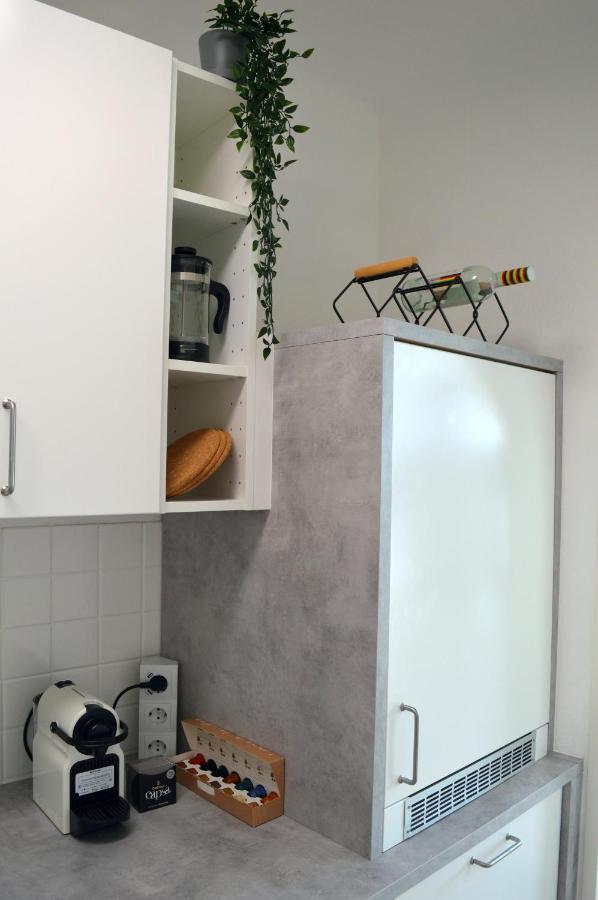 Gemütliches Studio mit Blick auf die Ottakringer Brauerei Apartamento Viena Exterior foto